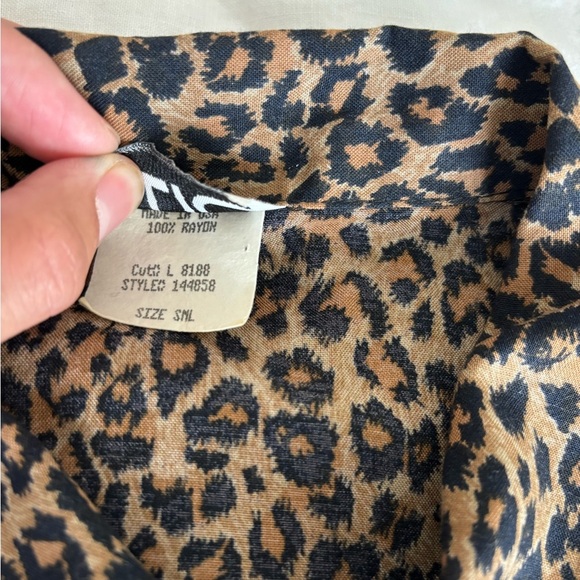 Vintage Clio Leopard Print Button Down Sleeveless Collard Shirt Vest Tank - Picture 3 of 7